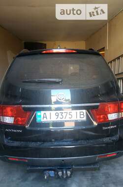 Внедорожник / Кроссовер SsangYong Kyron 2010 в 