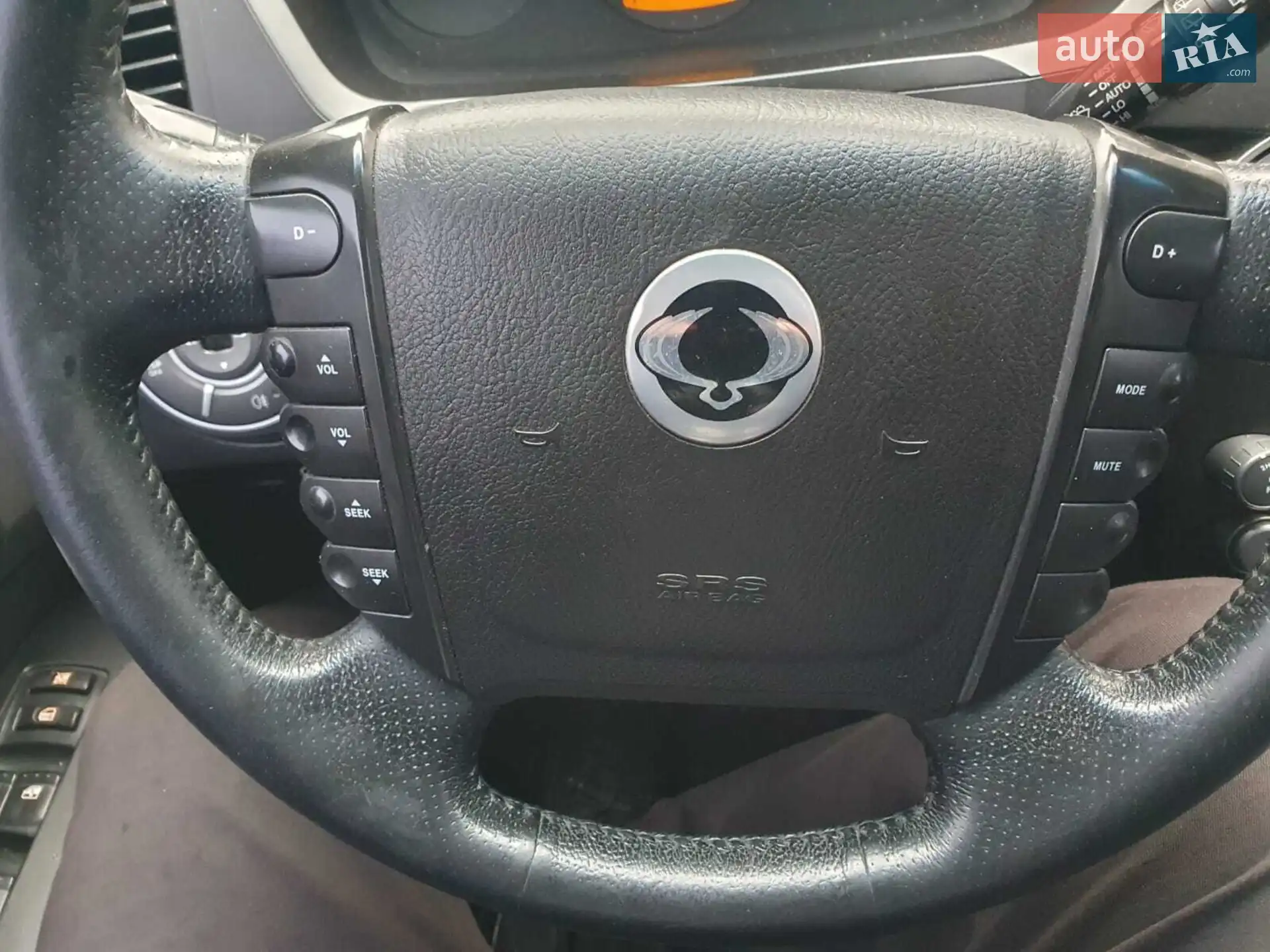 2011 SsangYong Kyron - мініатюра 5
