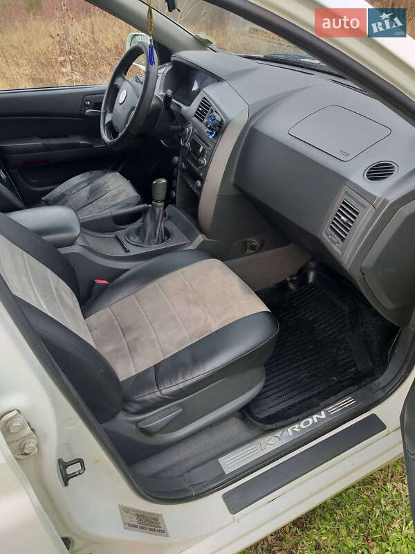 Внедорожник / Кроссовер SsangYong Kyron 2006 в Мукачево