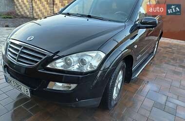 Внедорожник / Кроссовер SsangYong Kyron 2010 в 