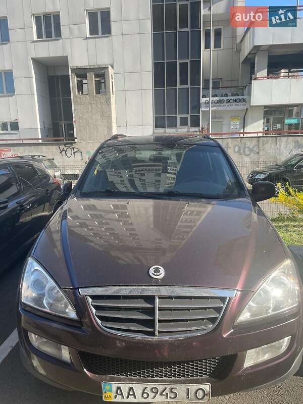 Позашляховик / Кросовер SsangYong Kyron 2009 в Києві