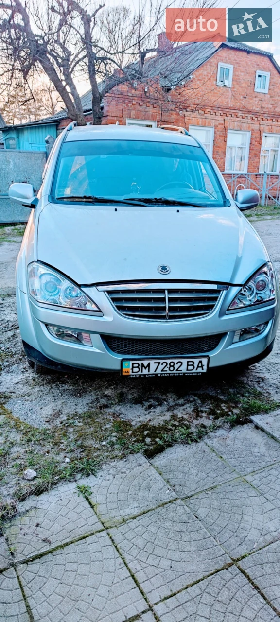 2010 SsangYong Kyron - мініатюра 7
