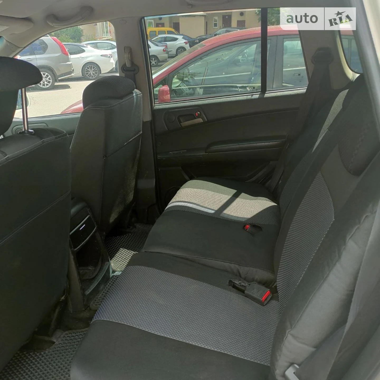 2011 SsangYong Kyron - мініатюра 10