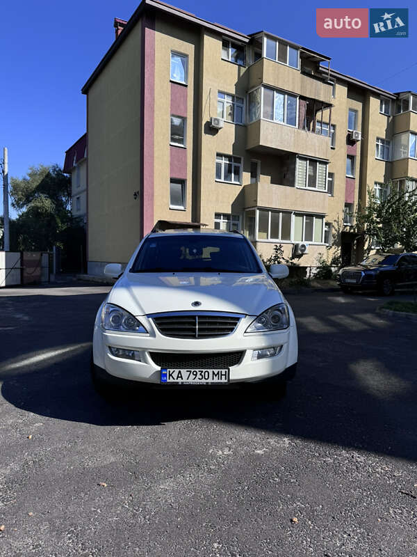 Внедорожник / Кроссовер SsangYong Kyron 2013 в Киеве