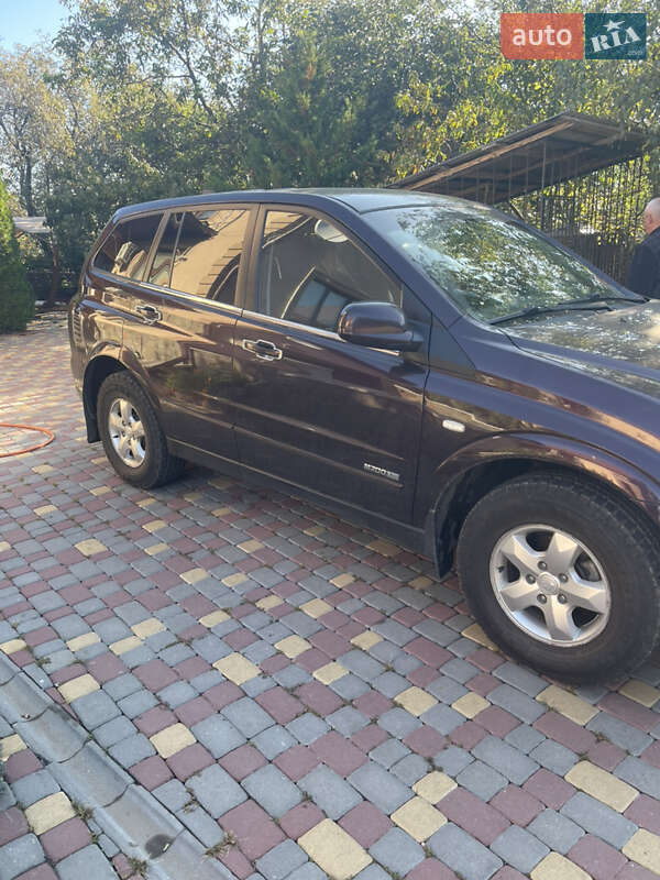 Внедорожник / Кроссовер SsangYong Kyron 2010 в Черновцах