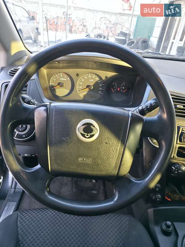 Внедорожник / Кроссовер SsangYong Kyron 2010 в Харькове