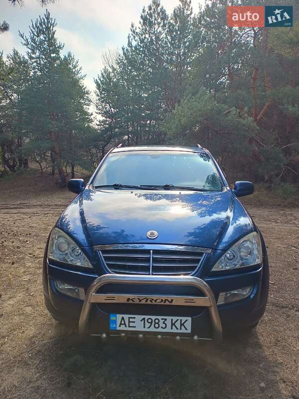 Внедорожник / Кроссовер SsangYong Kyron 2011 в 