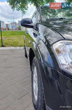 Позашляховик / Кросовер SsangYong Kyron 2010 в 