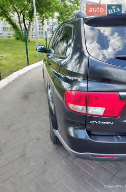 Позашляховик / Кросовер SsangYong Kyron 2010 в 