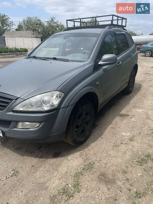 Внедорожник / Кроссовер SsangYong Kyron 2010 в Днепре