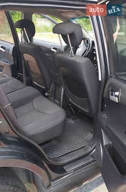 Внедорожник / Кроссовер SsangYong Kyron 2010 в 