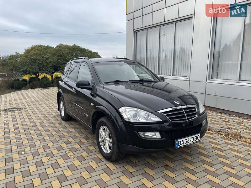 Внедорожник / Кроссовер SsangYong Kyron 2010 в 