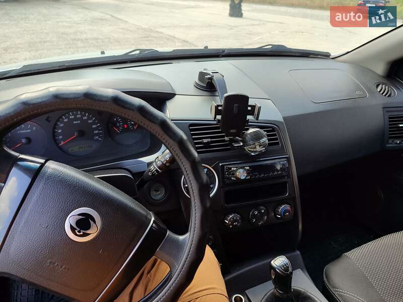 Внедорожник / Кроссовер SsangYong Kyron 2010 в Запорожье