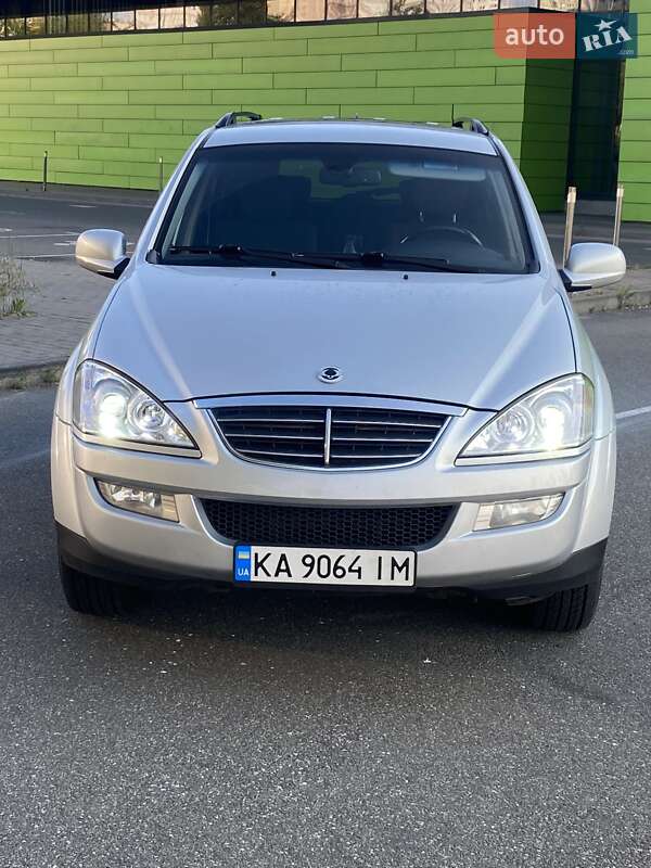 Внедорожник / Кроссовер SsangYong Kyron 2012 в 