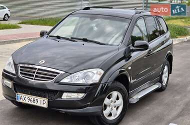 Внедорожник / Кроссовер SsangYong Kyron 2010 в 