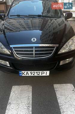 Внедорожник / Кроссовер SsangYong Kyron 2010 в 