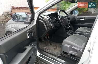 Внедорожник / Кроссовер SsangYong Kyron 2008 в 