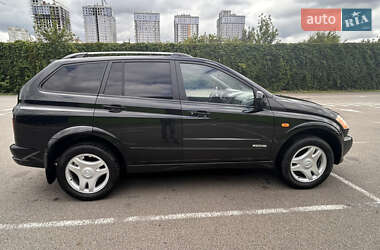Внедорожник / Кроссовер SsangYong Kyron 2007 в 