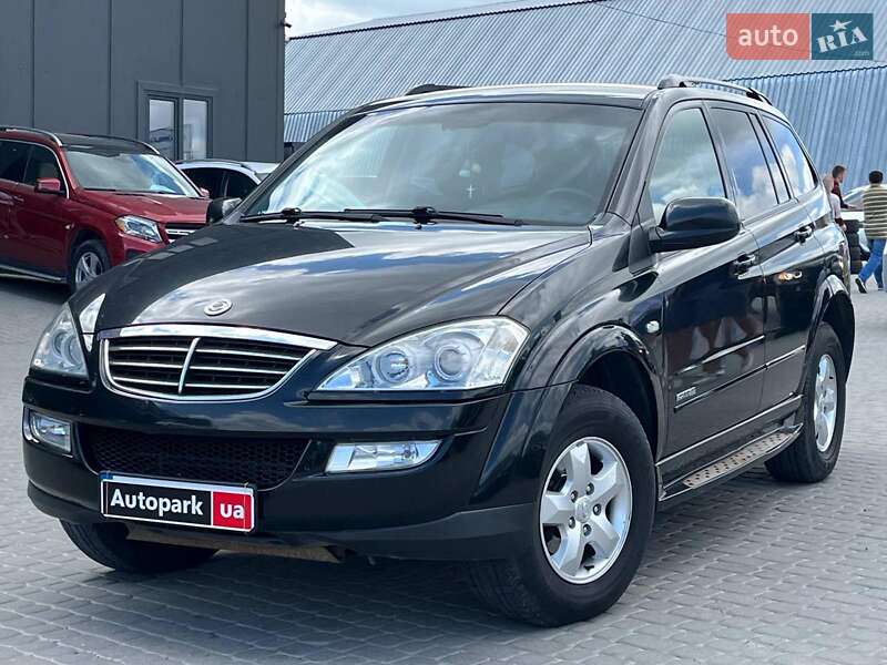 Внедорожник / Кроссовер SsangYong Kyron 2010 в 