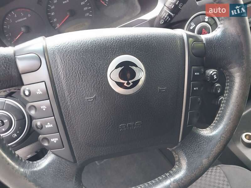 Внедорожник / Кроссовер SsangYong Kyron 2009 в Николаеве
