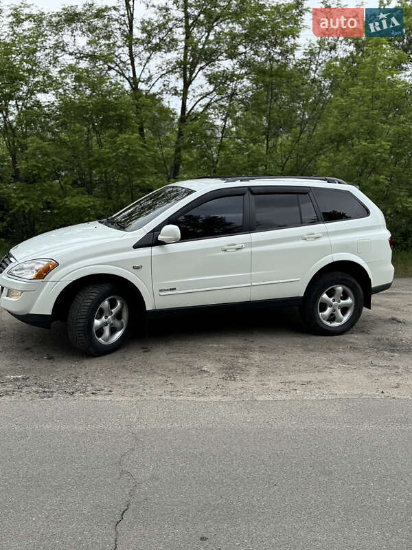 Внедорожник / Кроссовер SsangYong Kyron 2013 в Броварах