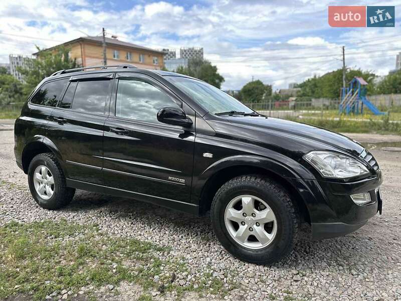Позашляховик / Кросовер SsangYong Kyron 2013 в Києві
