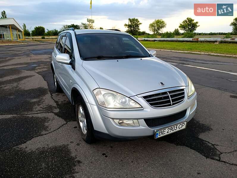 Внедорожник / Кроссовер SsangYong Kyron 2010 в 