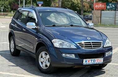 Позашляховик / Кросовер SsangYong Kyron 2011 в 