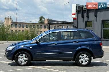 Позашляховик / Кросовер SsangYong Kyron 2011 в 