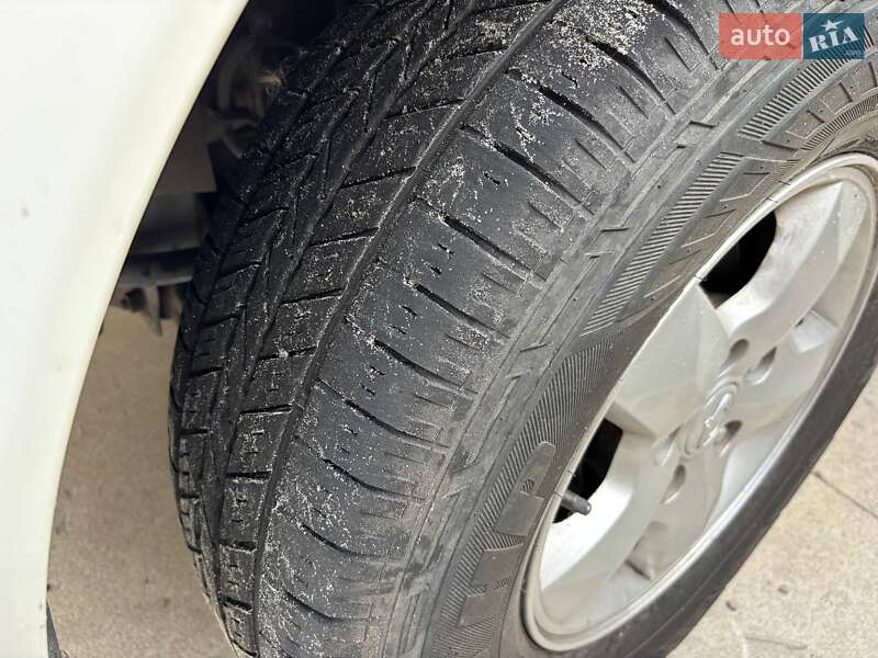 Внедорожник / Кроссовер SsangYong Kyron 2013 в Днепре