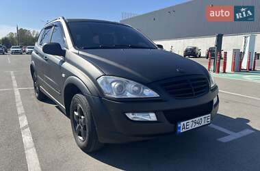 Седан SsangYong Kyron 2013 в 