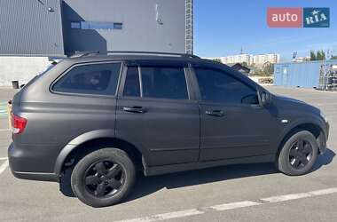 Седан SsangYong Kyron 2013 в 