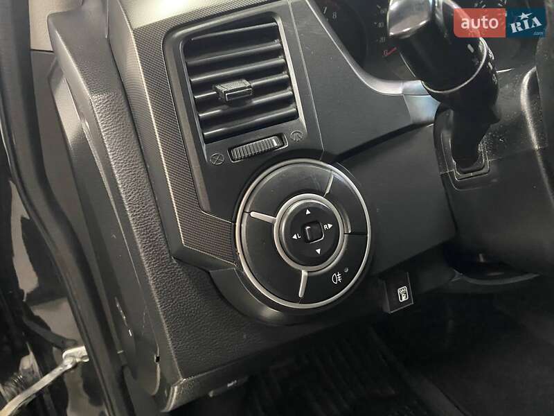 Внедорожник / Кроссовер SsangYong Kyron 2010 в Киеве