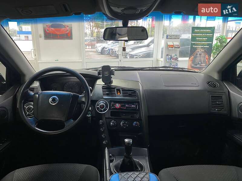 Внедорожник / Кроссовер SsangYong Kyron 2010 в Киеве