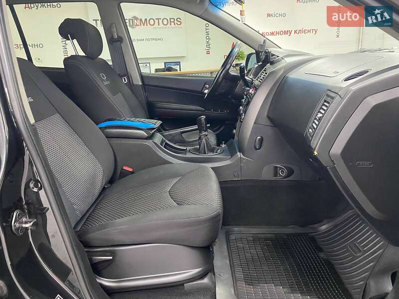 Позашляховик / Кросовер SsangYong Kyron 2010 в Києві