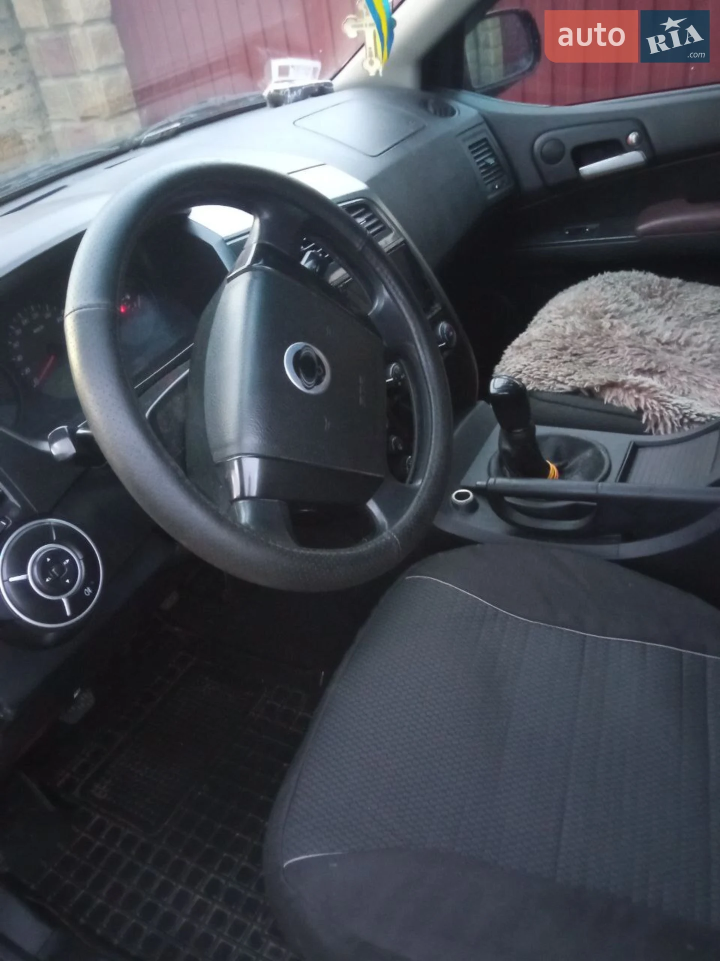 2010 SsangYong Kyron - мініатюра 17