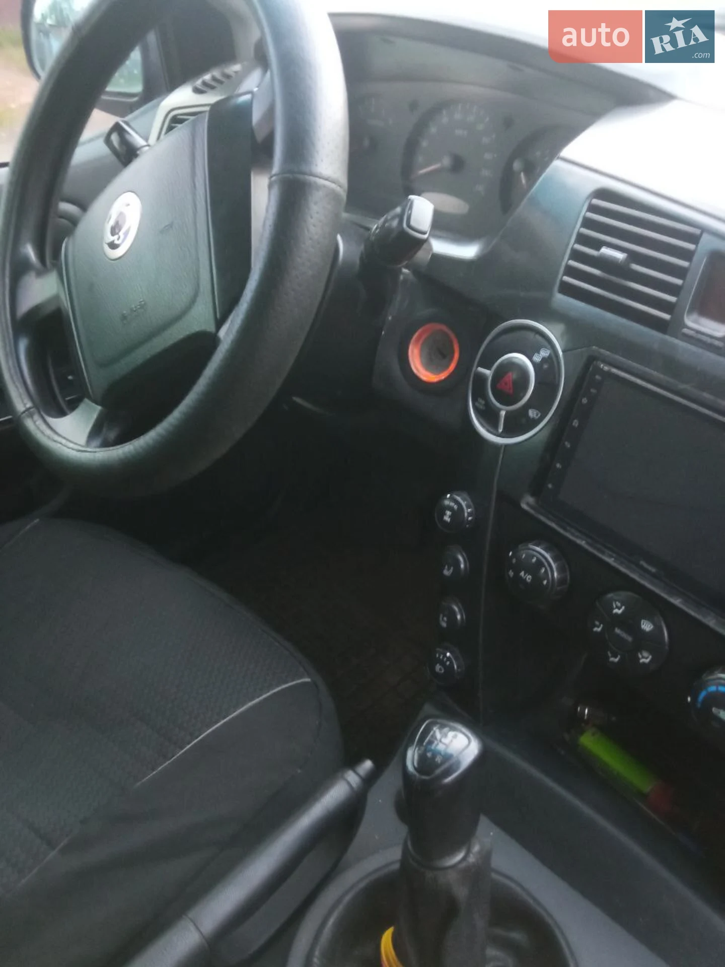2010 SsangYong Kyron - мініатюра 14