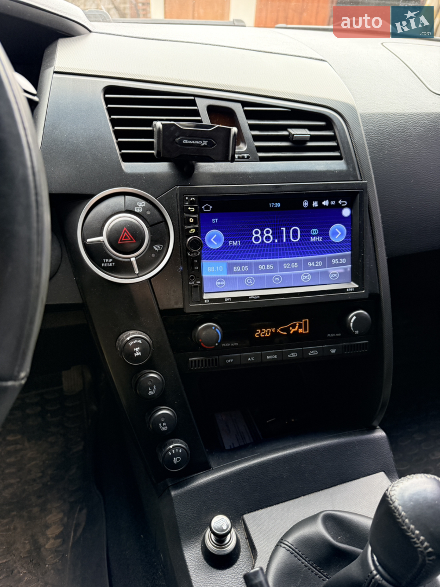 2010 SsangYong Kyron - мініатюра 24
