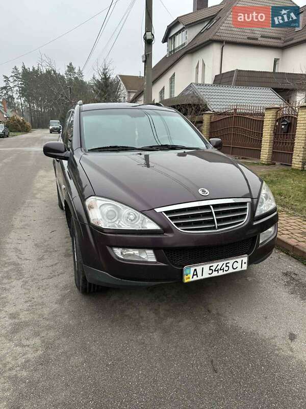 Внедорожник / Кроссовер SsangYong Kyron 2010 в Обухове