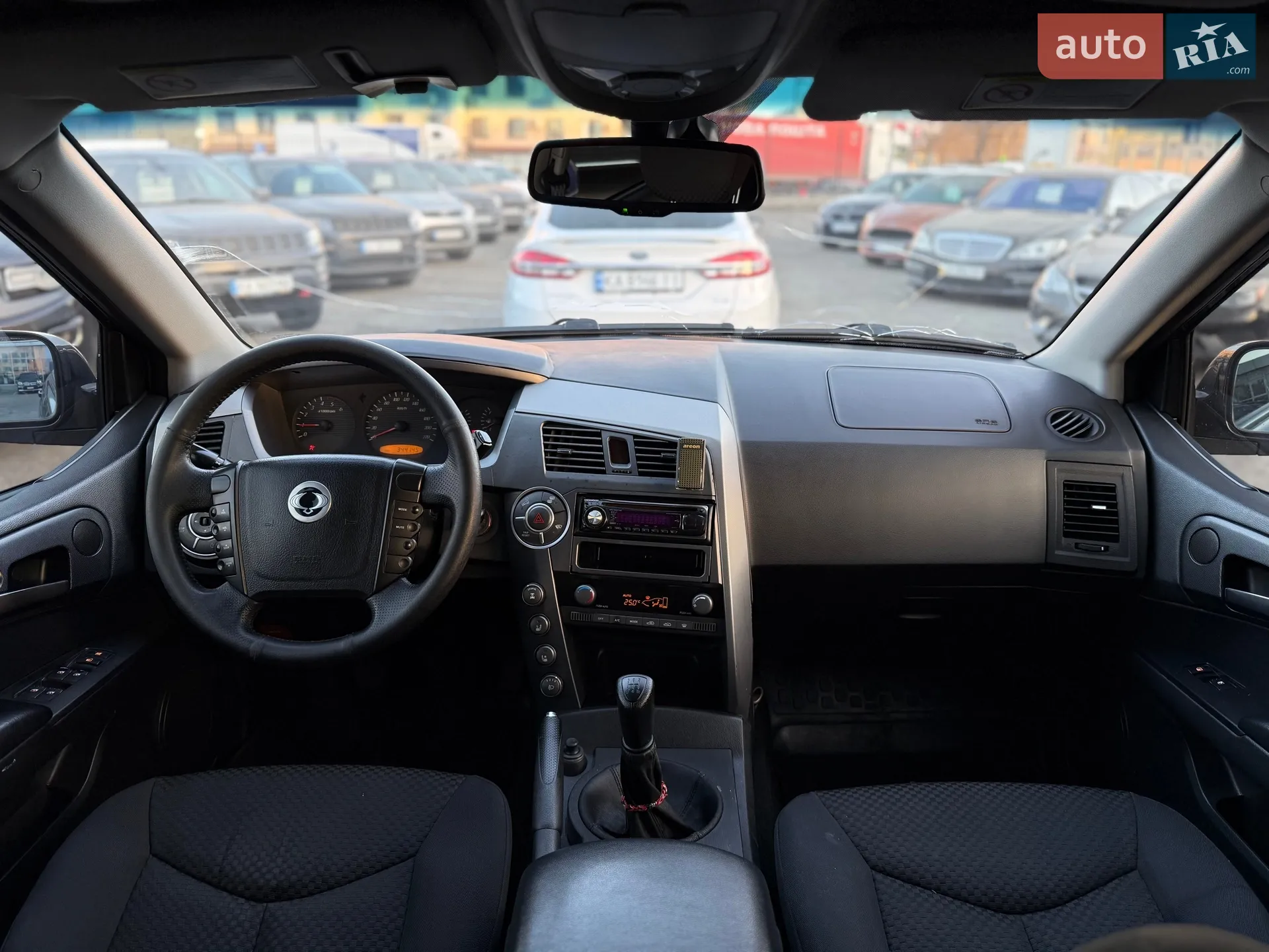 2012 SsangYong Kyron - мініатюра 10