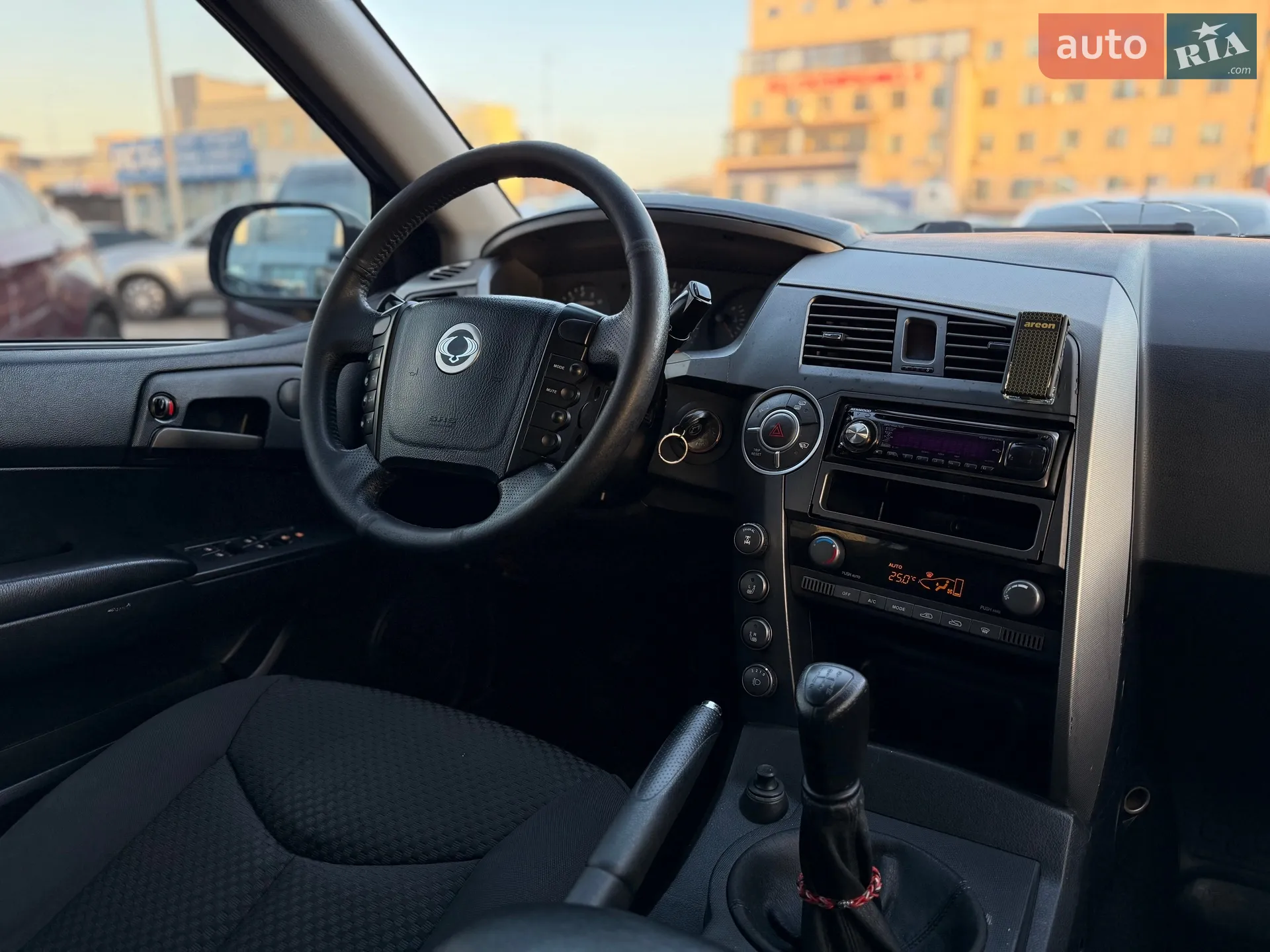 2012 SsangYong Kyron - мініатюра 11