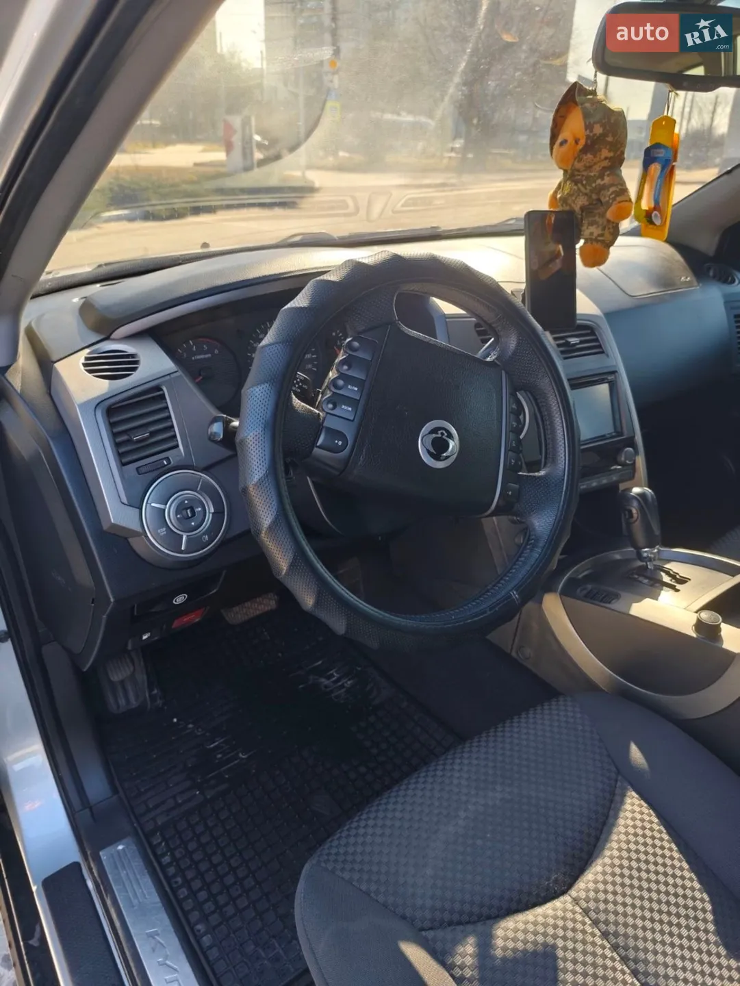 2011 SsangYong Kyron - мініатюра 9