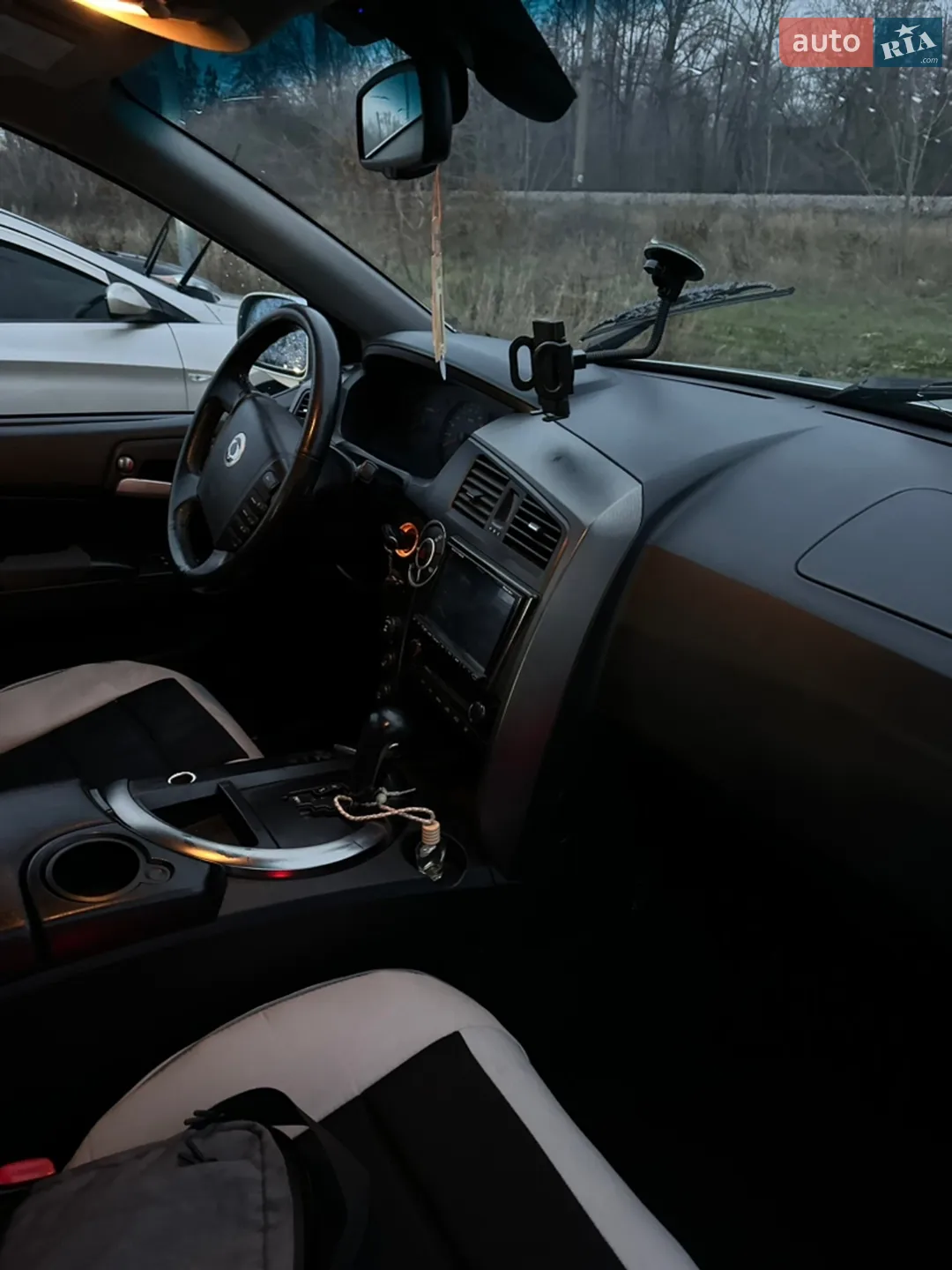 2010 SsangYong Kyron - мініатюра 7