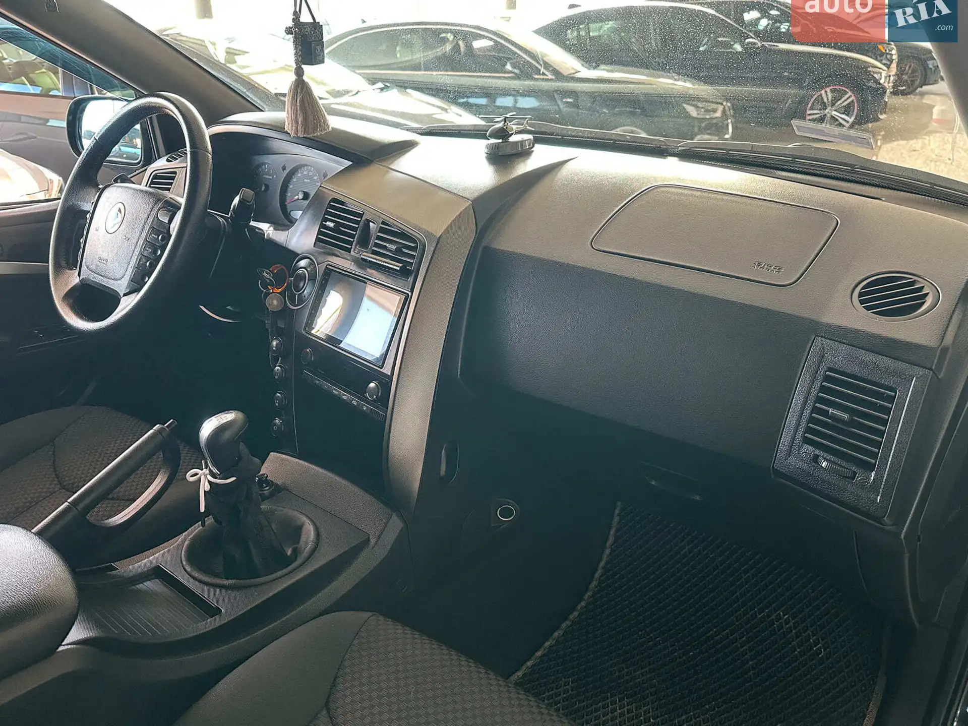 2010 SsangYong Kyron - мініатюра 14