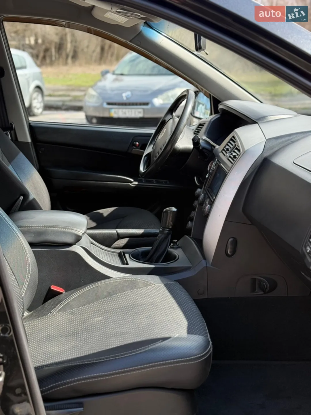 2014 SsangYong Kyron - мініатюра 13