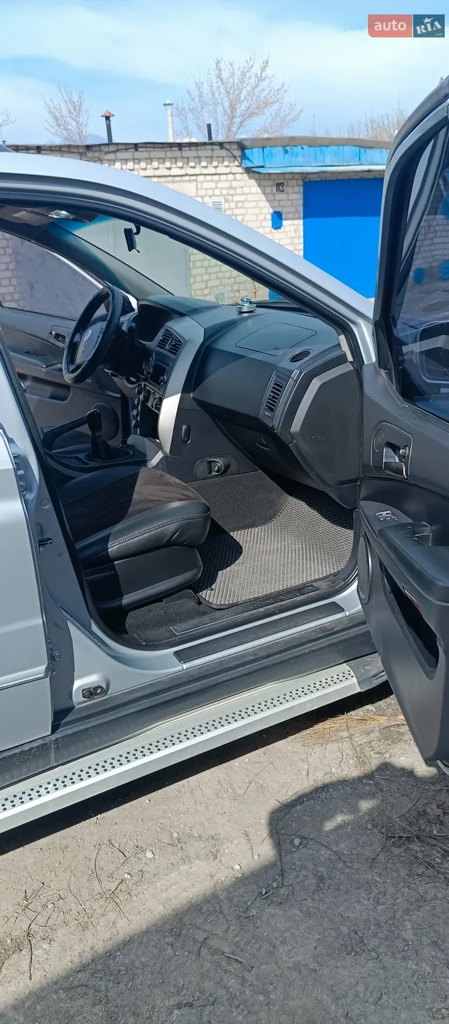 2012 SsangYong Kyron - мініатюра 9