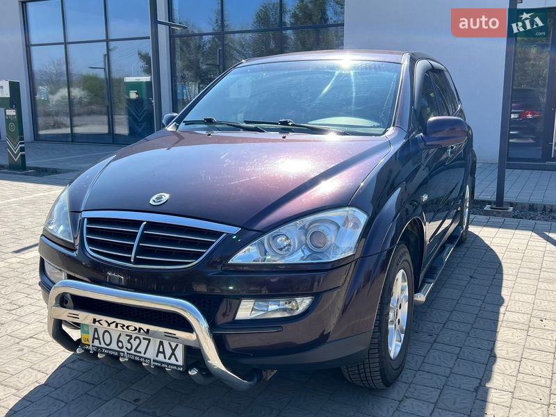 Внедорожник / Кроссовер SsangYong Kyron 2010 в Ужгороде