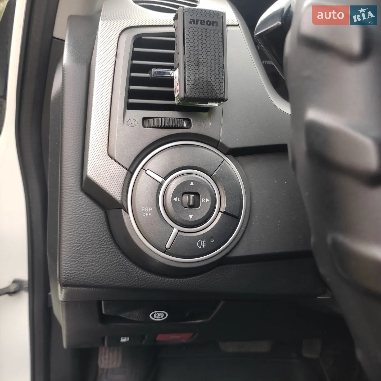 2014 SsangYong Kyron - мініатюра 30