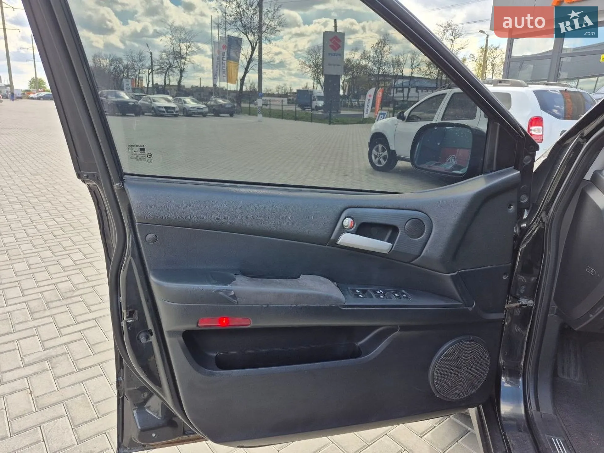 2010 SsangYong Kyron - мініатюра 8