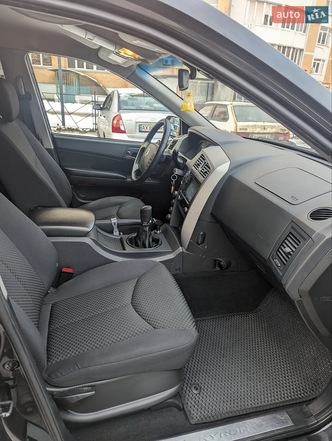 2013 SsangYong Kyron - мініатюра 6